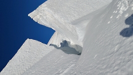 Crevasses sur le dôme des Écrins