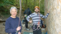 Monsieur reprend l'escalade : est-il aussi tendu que la corde ?